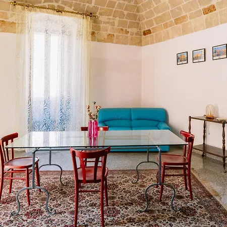 La Casa Rosa