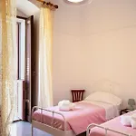 La Casa Rosa