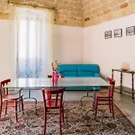 La Casa Rosa