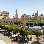 La Casa Rosa * Монополи