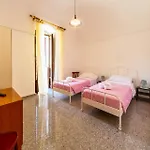 La Casa Rosa