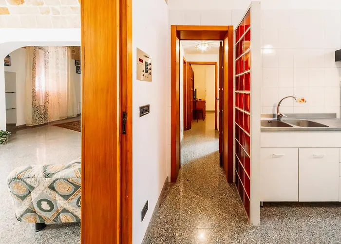 La Casa Rosa * Monopoli